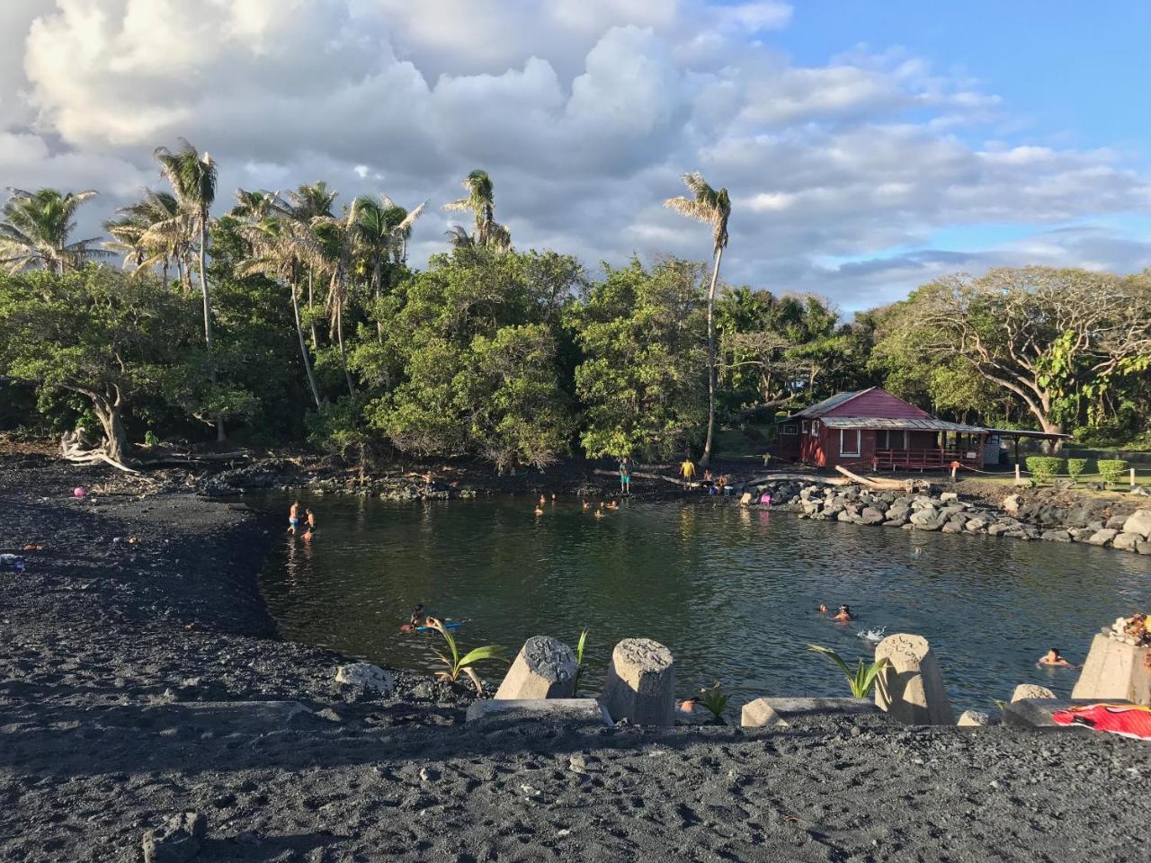 The Dolphin Cottage at Kehena Beach Exterior foto
